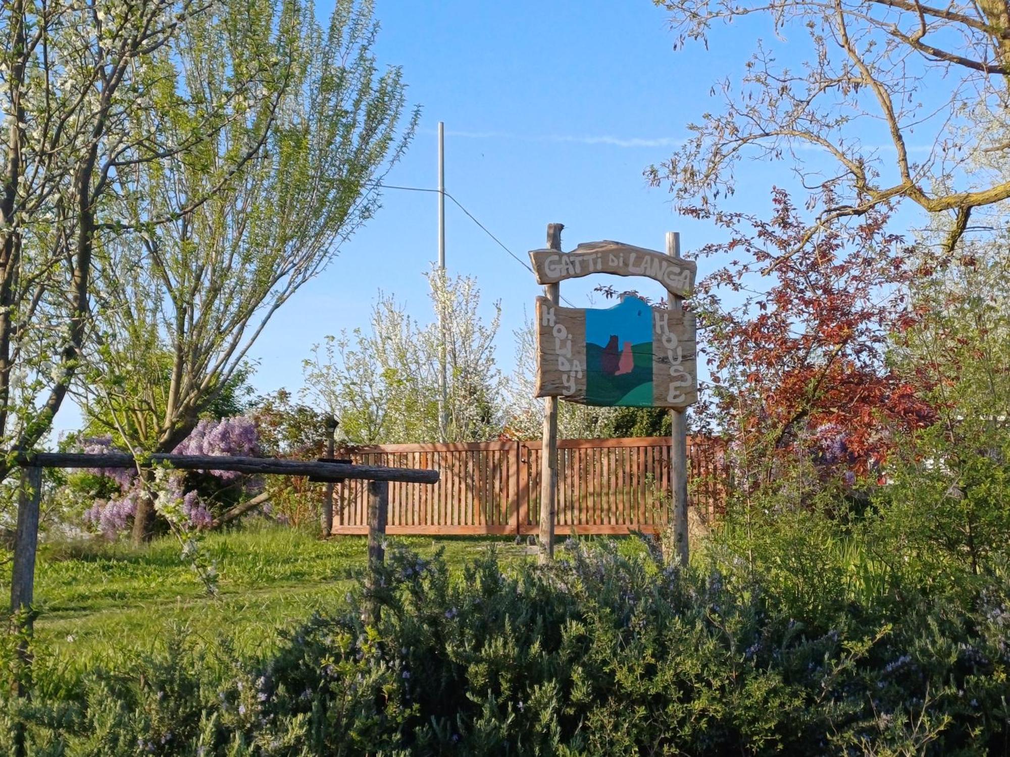 Villa Gatti di Langa Dogliani Esterno foto